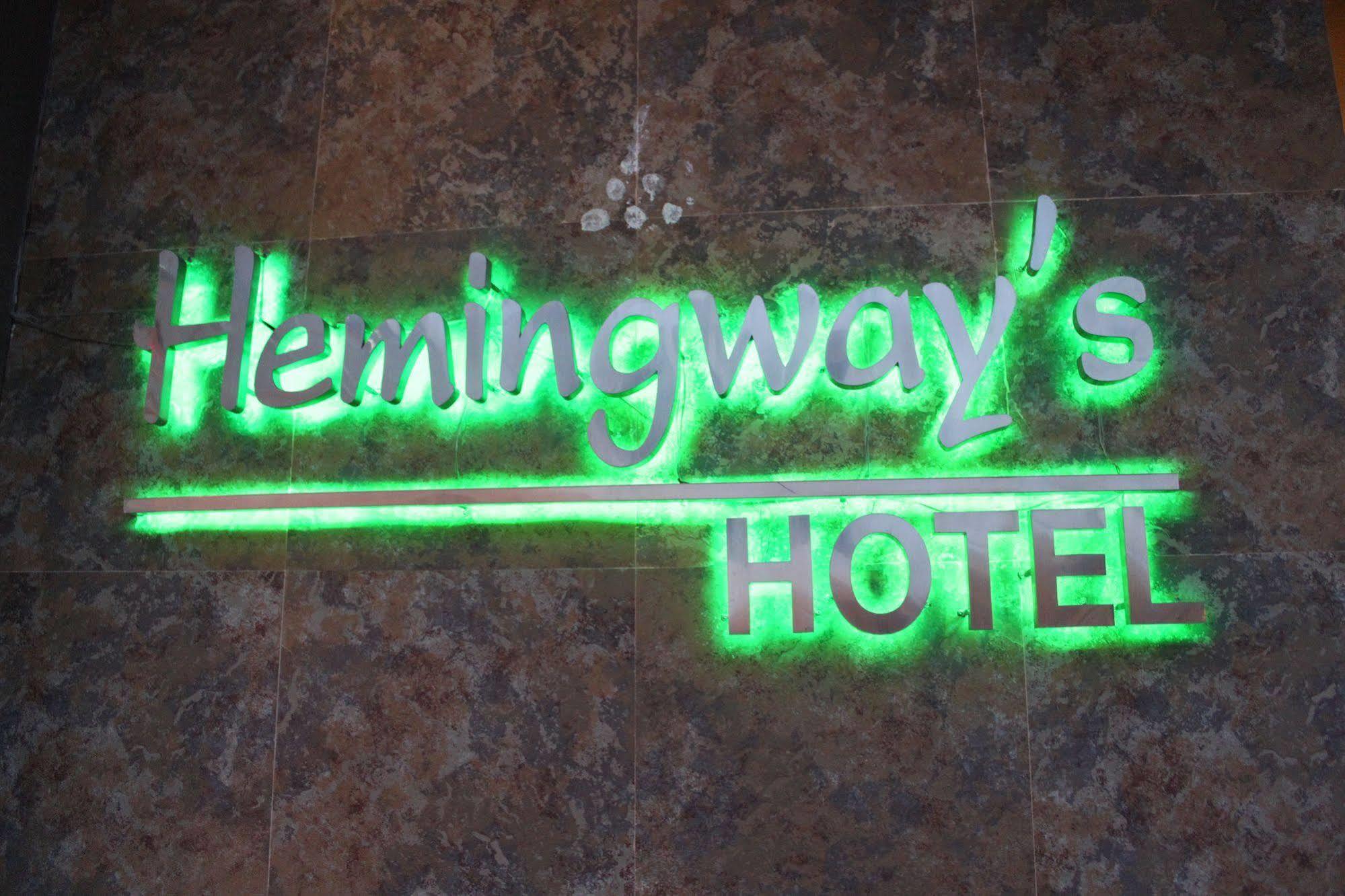 Hemingway'S Hotel Patong Экстерьер фото