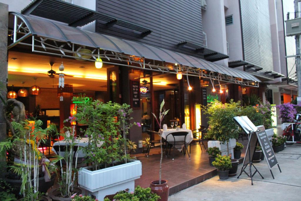 Hemingway'S Hotel Patong Экстерьер фото